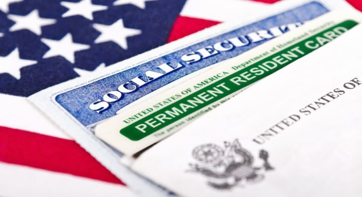 Тазгодишните късметлии спечелили зелена карта за заминаване в Щатите вече